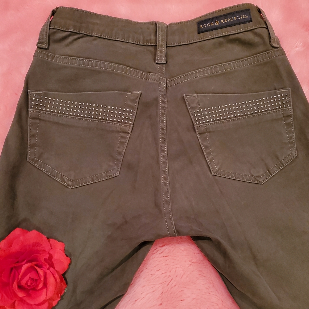 R&R green studded pants - Picture 6 of 8